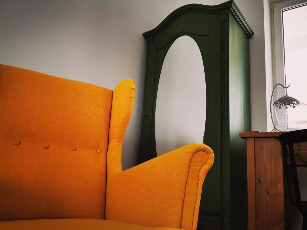Szabolcs Vezer Panzio Bed & Breakfast Exterior photo